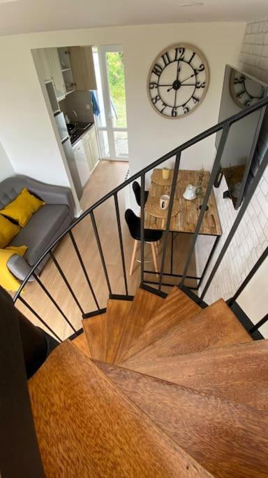 Appartement Duplex Face A La *